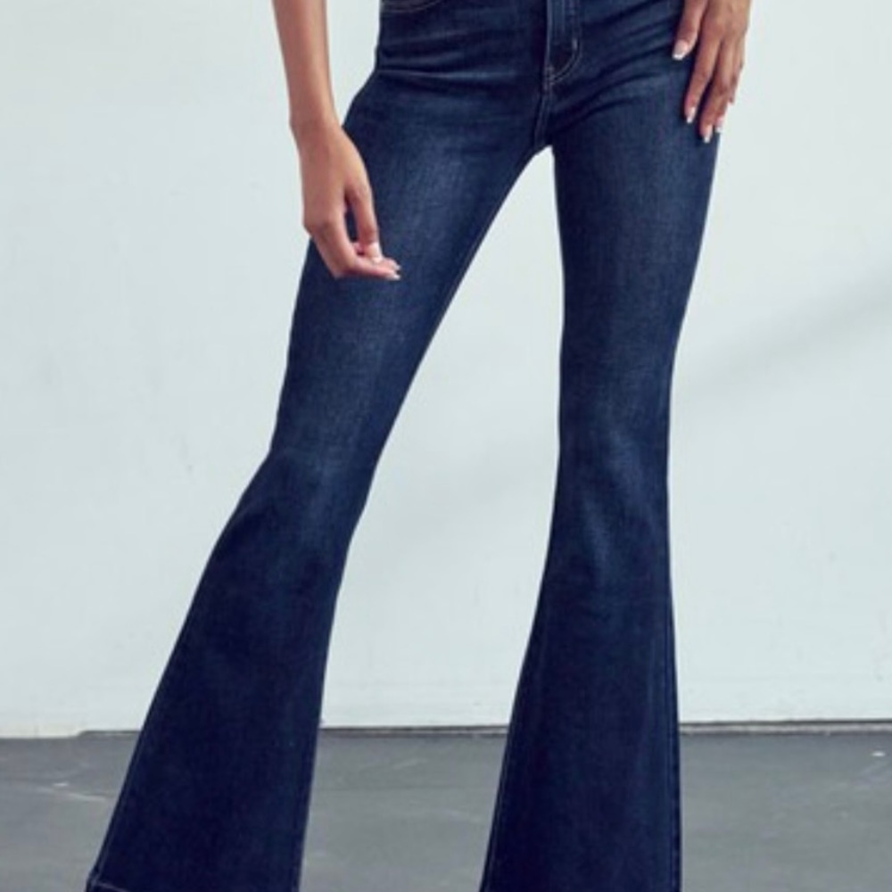 High Rise Flare Jeans - Picture 2 of 7